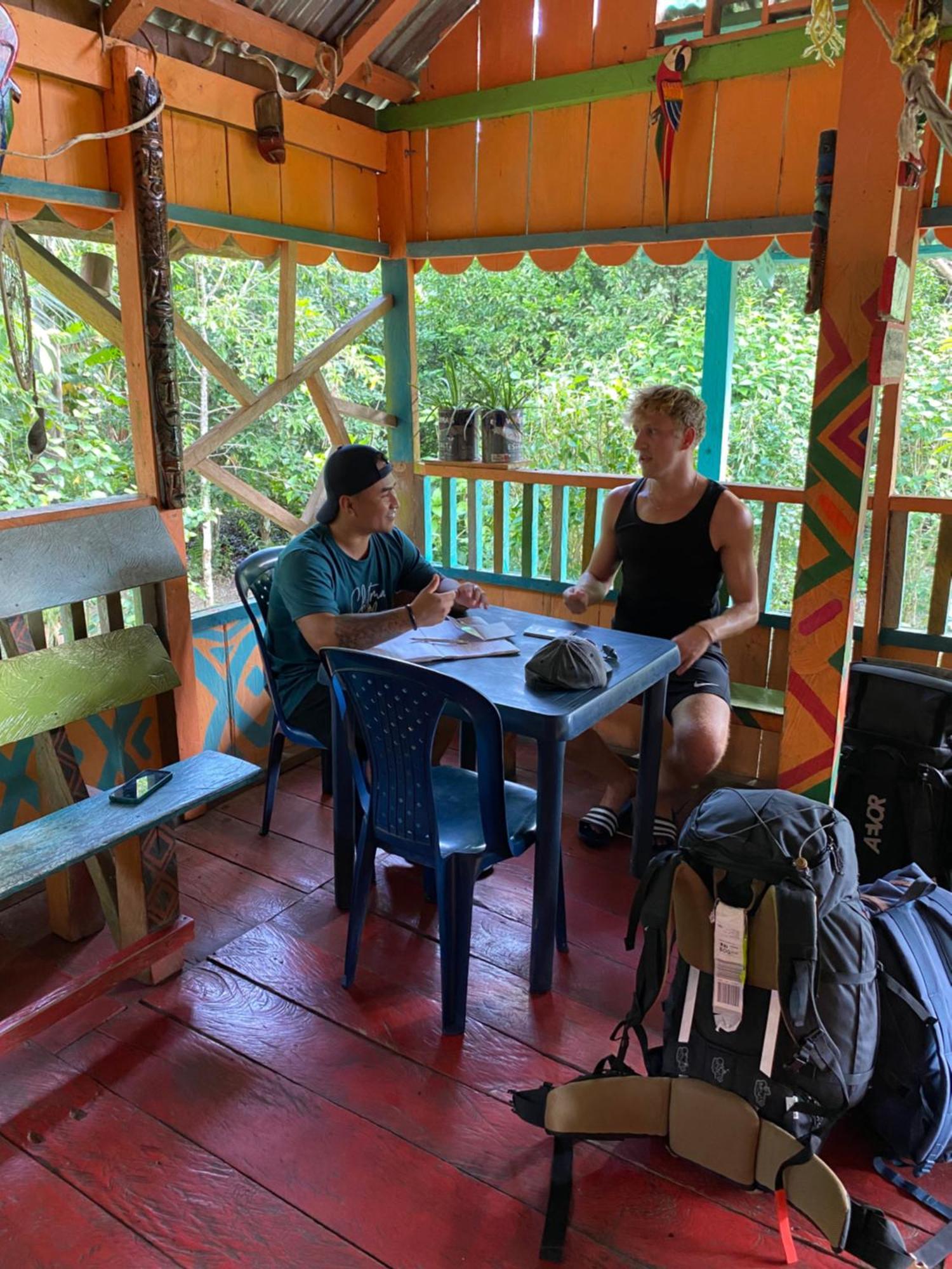 Hostal Buho Amazonas Tours Leticia Ngoại thất bức ảnh